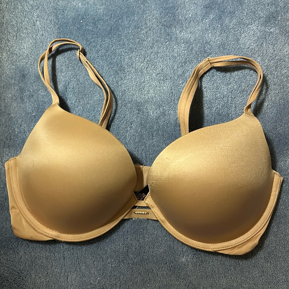 Victoria’s Secret Very Sexy Push Up Bra
